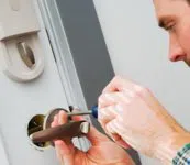 Super Locksmith Services New York, NY 212-547-8545 Super Locksmith Services New York, NY 212-547-8545 - 29-6